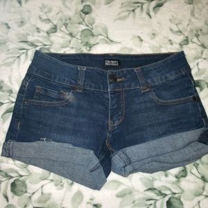 womens celebrity pink jeans size 5 blue jean shorts